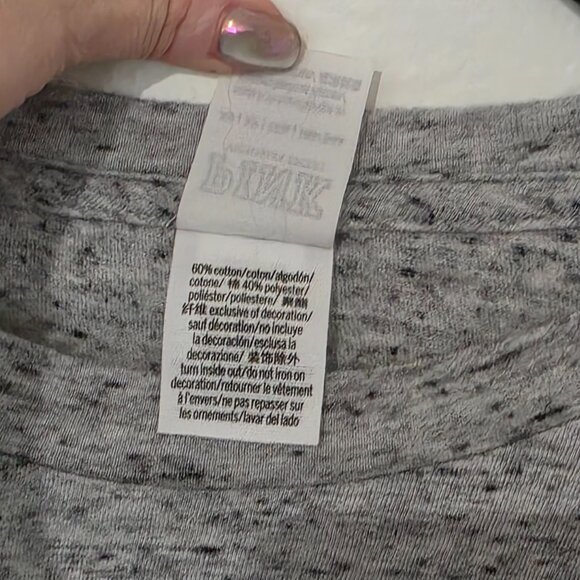 Victorias Secret Pink Womens Crop Top XS Rainbow Heart Pride Relax Lounge Casual - Picture 5 of 8